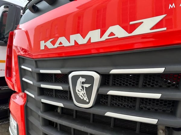 Грузовики и электробусы: выручка КАМАЗа в 2023 году выросла на 27%