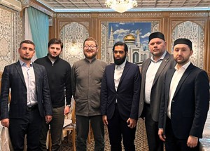 В ДУМ РФ обсудили институты исламских финансов с главой шариатского совета Сбера