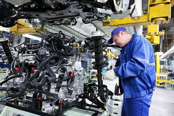 Названы наиболее востребованные профессии в сфере производства