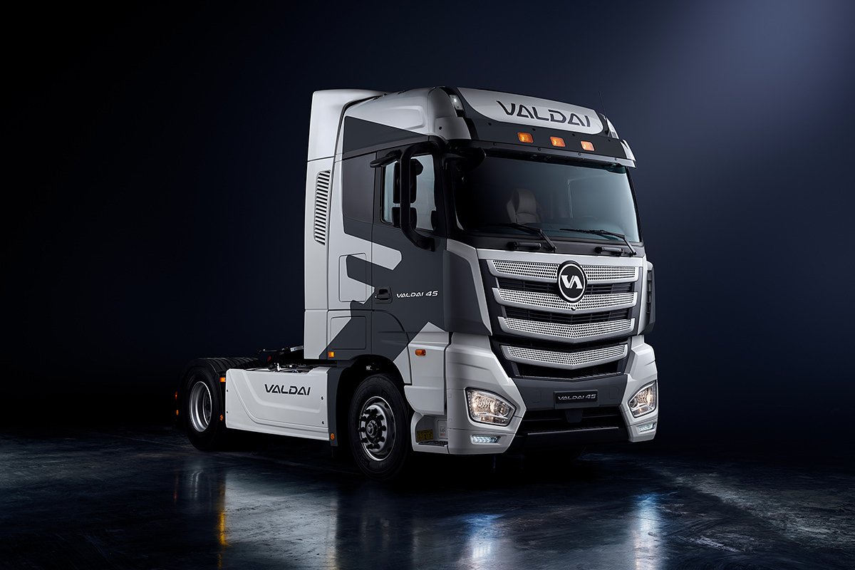 owl_wide_1200_c2b9a9ab5263e9764522e2c373c2dcea